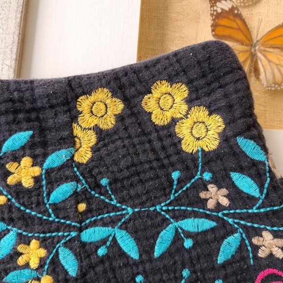 Honey Punch Black Embroidered Festival Shorts, L - Picture 10 of 10